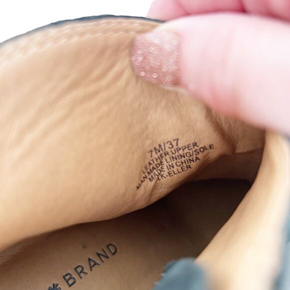 Lucky Brand Bronze Metallic Leather Booties Sz 7 - Picture 10 of 11